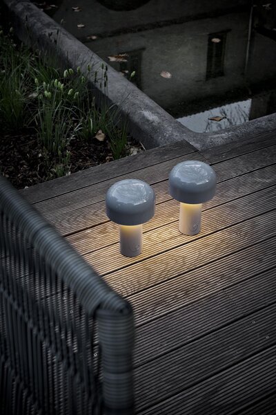 Flos F1060020 Bellhop Table, šedá lampička na baterii, 2,5W LED 2700K stmívatelná, výška 21cm, IP54