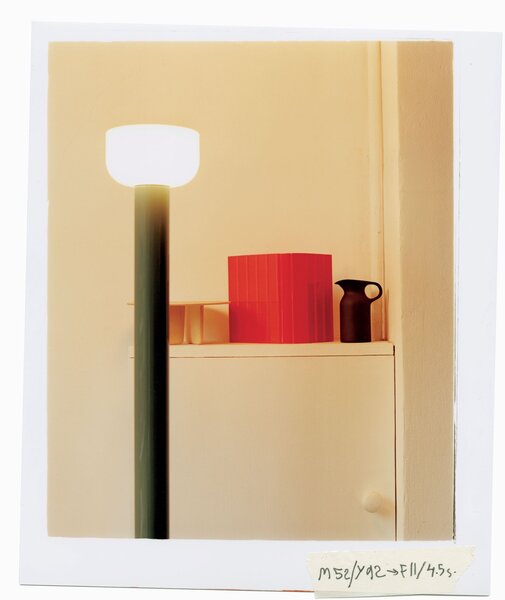 Flos F1070039 Bellhop Floor, zelená designová stojací lampa se stmívačem, 26W LED 2700K stmívatelná, výška 178cm