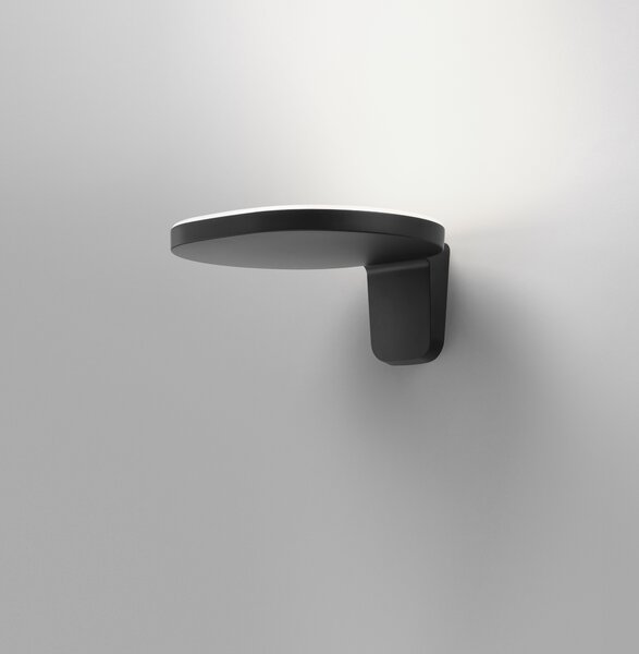 Flos F4681030 Oplight W1, černé svítidlo pro nepřímé osvětlení, 16W LED 2700K stmívatelné, šířka 22,2cm