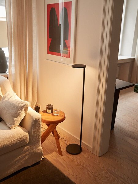 Flos 09.8220.DY Oblique, profesionální bílá čtecí stojací lampa, 8W LED 2700K, 107,4cm