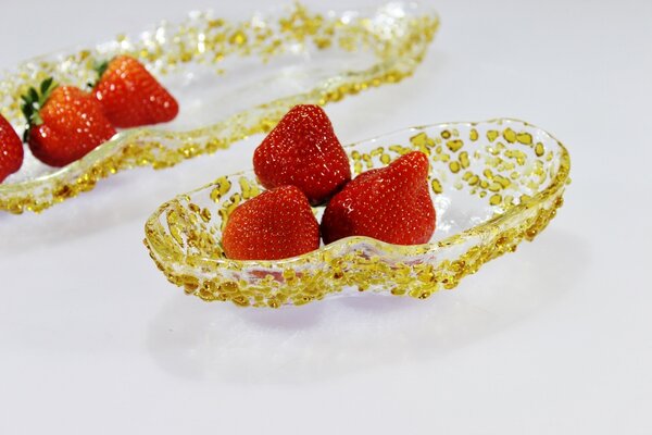 BDK-GLASS Skleněná oválná miska SPRINKLES ambrová - 19x10cm
