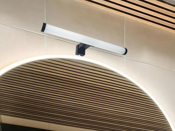 LED Koupelnové osvětlení zrcadla LED/8W/230V 30 cm IP44 černá