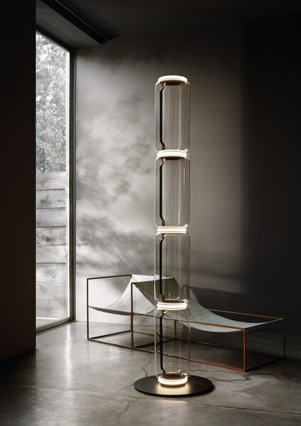 Flos F0291000 Noctambule F4 Low Cylinders Small Base, stojací lampa ze skla se stmívačem, 5x9W LED 2700K, výška 185cm