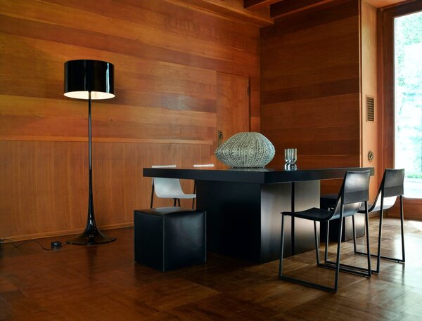 Flos F6612030 Spun Light F, černá designová stojací lampa, 1x205W E27, výška 176cm