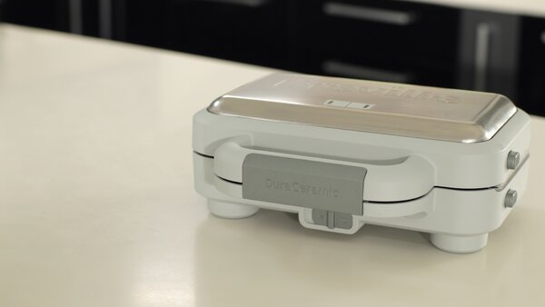 Sendvičovač Breville (VST070X)