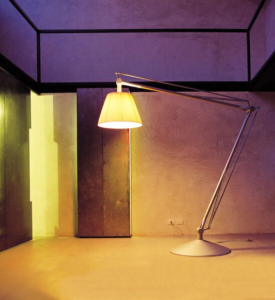 Flos F6366020 SuperArchimoon, designová stojací lampa se stmívačem, 214+242cm, 1x205W, šedá