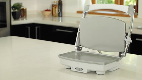 Sendvičovač Breville (VST071X)