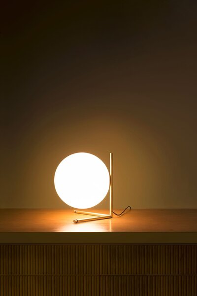 Flos F3172059 IC Lights T2, designová lampa se stmívačem, 1x205W E27, mosaz, Ø 20cm, výška 35cm