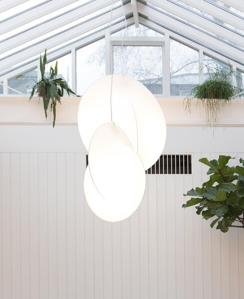 Flos F4633009 Overlap Suspension 1, designové závěsné svítidlo, 105W E27, výška 83cm
