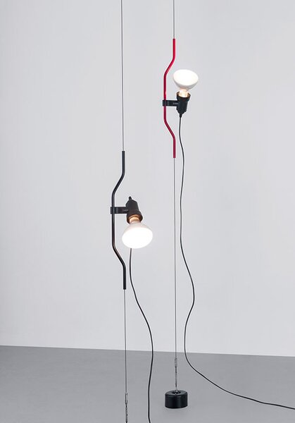 Flos F5400035 Parentesi, červené svítidlo mezi podlahu a strop s vypínačem, 1x150W E27, max. 400cm