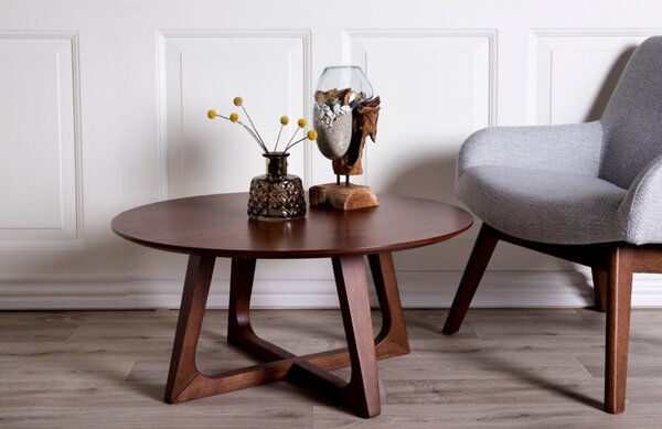 Nordic Living Ořechový konferenční stolek Taby 75 cm