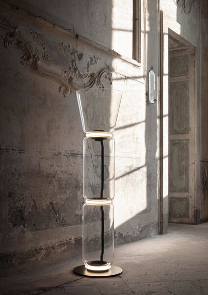 Flos F0269000 Noctambule F2 High Cylinders Cone Small Base, stojací lampa ze skla se stmívačem, 3x9W + 1x18W LED 2700K, výška 144cm