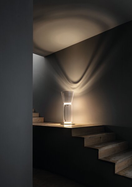 Flos F0265000 Noctambule F1 High Cylinders Cone Small Base, stojací lampa ze skla se stmívačem, 2x9W + 1x18W LED 2700K, výška 91cm