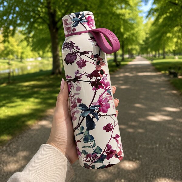 Nerezová termoláhev s poutkem Solid, 630ml, Quokka, tree branches