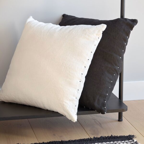 Bílý lněný povlak na polštář Kave Home Elmina 45 x 45 cm