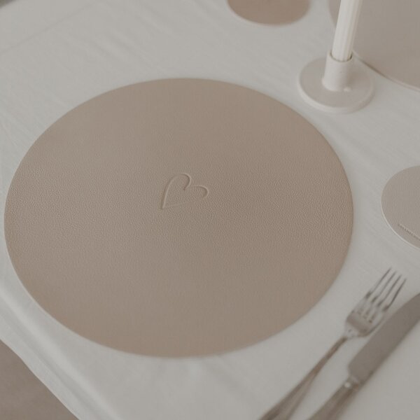 Oboustranné prostírání Heart Creme Ø 35 cm