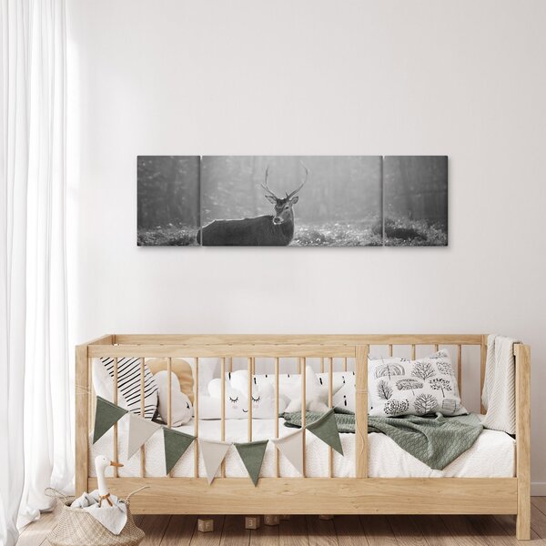 Obraz - Jelen v lese, černobílá (170x50 cm)