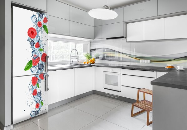 Foto nálepka na ledničku Lesní ovoce a led FridgeStick-70x190-f-66266127
