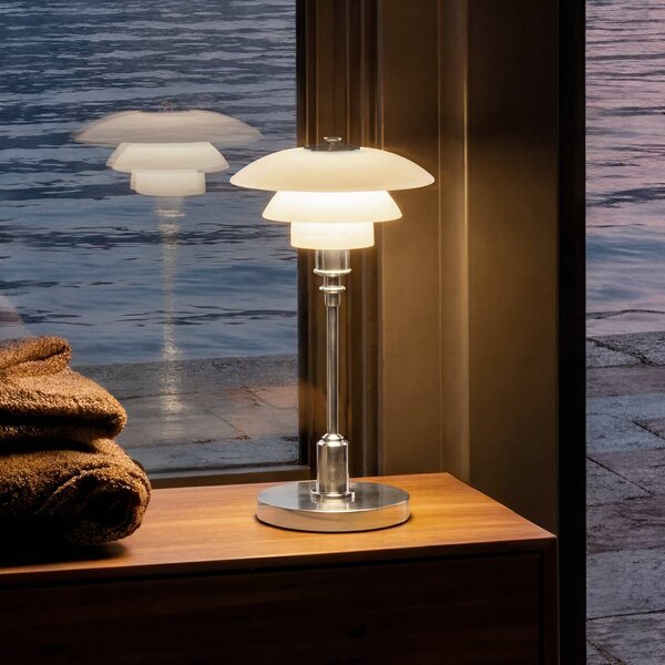 Louis Poulsen Akumulátorová stolní lampa PH 1-1 Portable, chrom, IP44, stmívatelný, Chrom / stříbro, Obývací pokoj / jídelna, Hliník, Design