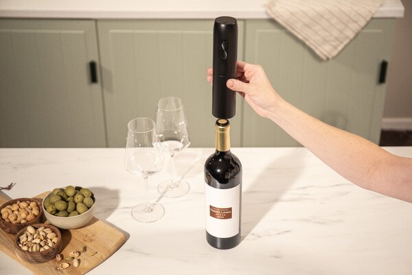 Elektrický otvírák na víno Vacu Vin - USB, včetně Li-ion baterie