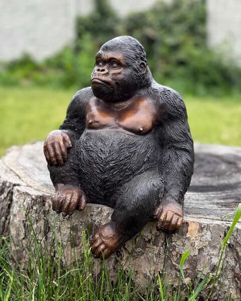 Bronzová socha - Gorilla