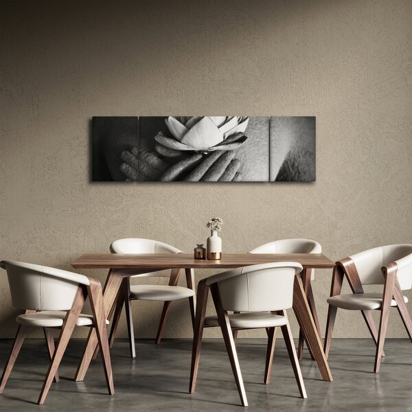 Obraz - Lotos v rukou Buddhy (170x50 cm)