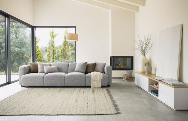 Bílý lakovaný TV stolek Kave Home Abilen 200 x 36 cm