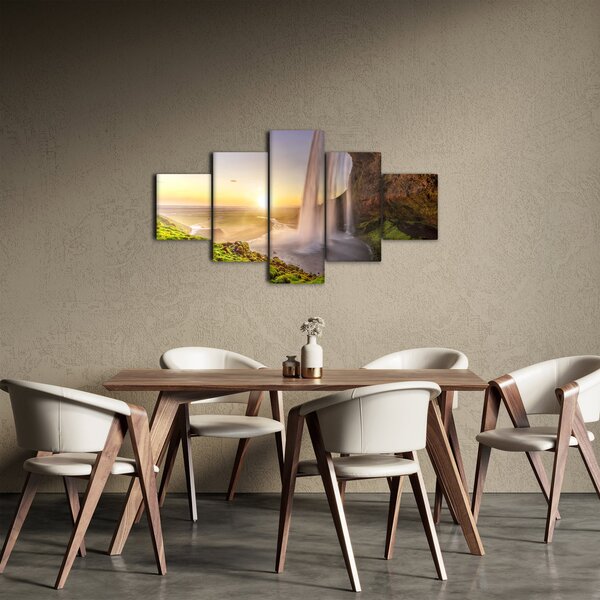 Obraz - Seljalandsfoss zpoza nitra jeskyně (125x70 cm)