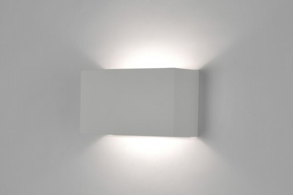 Nástěnné designové bílé svítidlo na schodiště Modern Straight White (LMD)