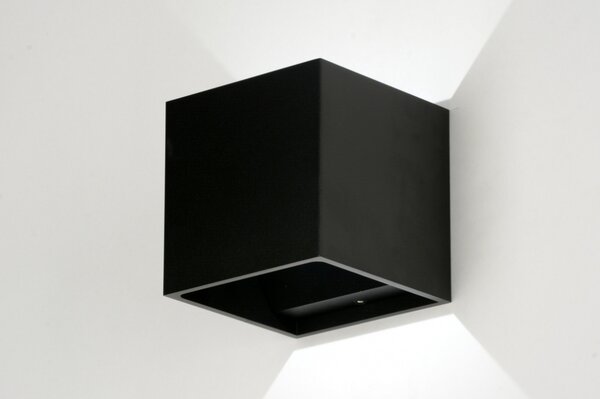 Nástěnné designové černé LED svítidlo do obýváku Black 4Bloq (LMD)