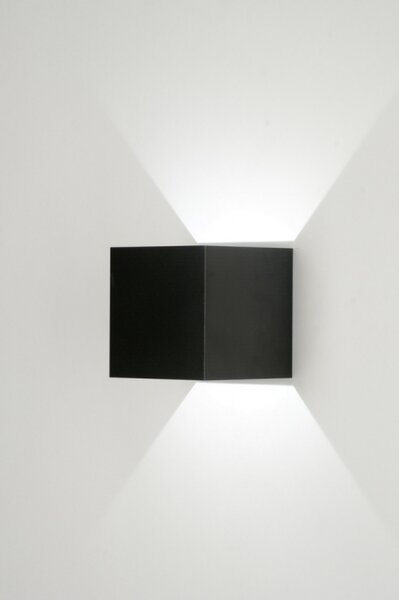 Nástěnné designové černé LED svítidlo do obýváku Black 4Bloq (LMD)