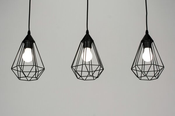 Závěsné industriální svítidlo nad jídelní stůl Signature Crystal Nero Trio (LMD)