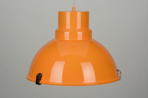 Závěsné oranžové retro svítidlo do kuchyně Orangebruinn (LMD)
