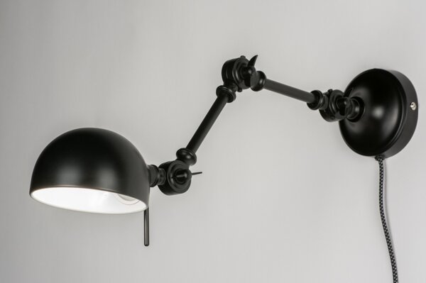 Nástěnné industriální černé svítidlo s kabelem a vypínačem Retro Power Nero (LMD)