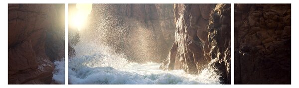 Obraz - Skály a vlny oceánu (170x50 cm)