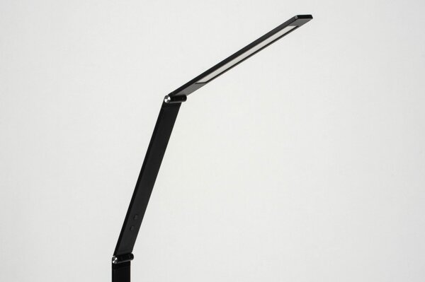 Stojací designová LED lampa se stmívačem D-Tech Black (LMD)