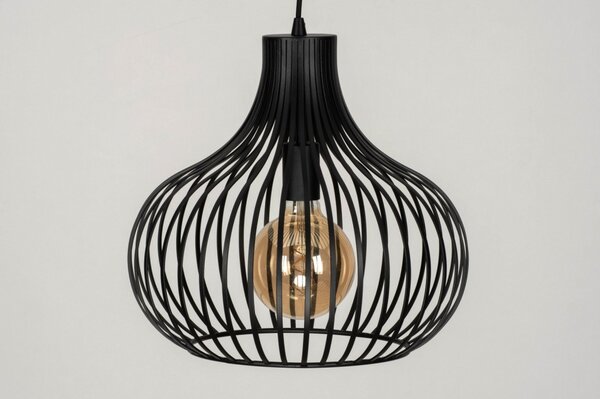 Závěsné designové svítidlo do kuchyně Santora Nero I (LMD)