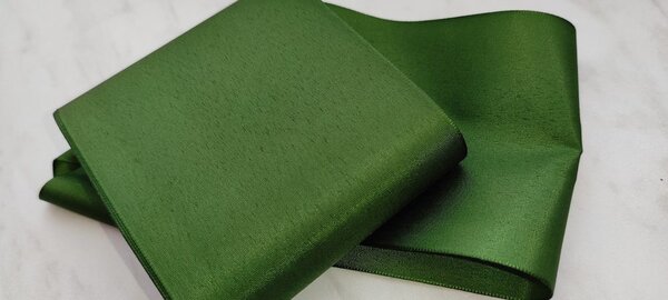 Stuha taftová šíře 10,8 cm návin 50 metrů