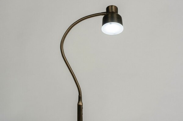 Stojací designová lampa Bronse Yalle (LMD)