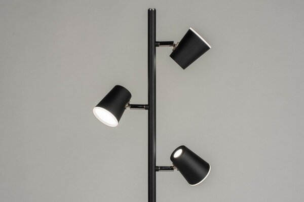 Stojací designová LED lampa se stmívačem Ferranta Black (LMD)