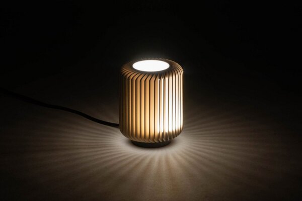 Stolní designová lampa Fjord Gold (LMD)