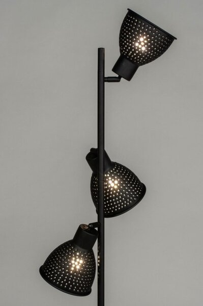 Stojací lampa Tyndall Nero (LMD)