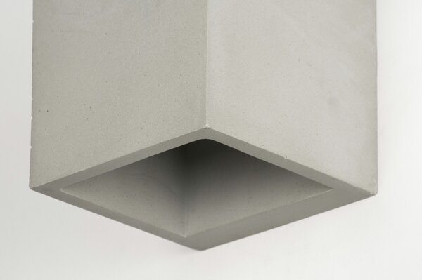 Nástěnné designové betonové svítidlo do koupelny Marano Beton (LMD)