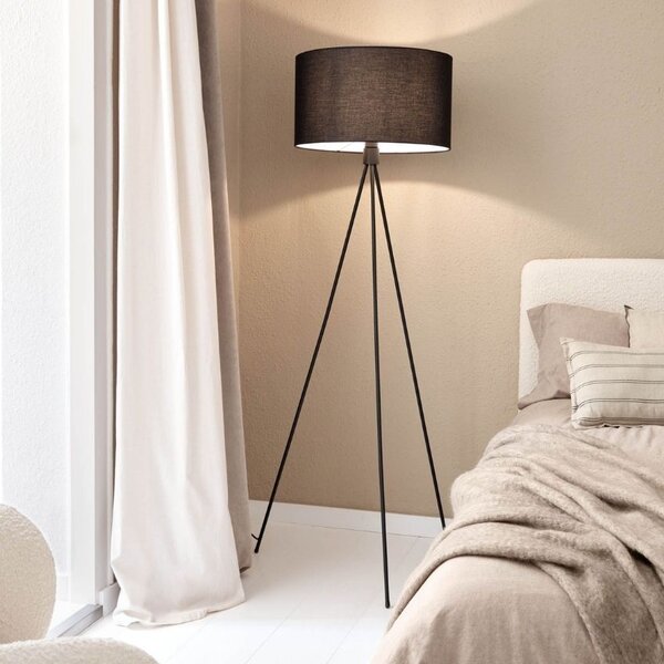 Černá látková stojací lampa Kave Home Ikia 157 cm