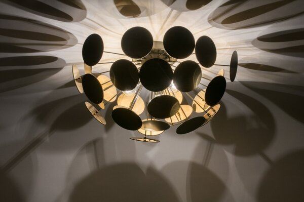 Stropní designové svítidlo do obýváku Toscana Nero and Gold (LMD)