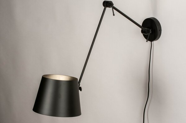 Nástěnné designové svítidlo s ramenem Snap Fosca Black (LMD)