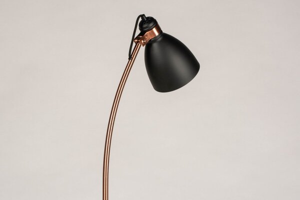 Stojací industriální černá lampa Black and Cooper Marina Industry (LMD)
