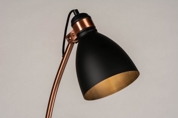 Stojací industriální černá lampa Black and Cooper Marina Industry (LMD)