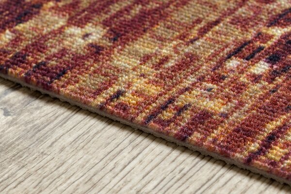 Associated Weavers Běhoun pogumovaný DIGITAL - BERGEN Marocký Jetel bordó béžový Šíře: 65 cm
