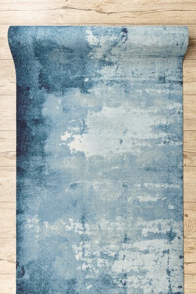 Associated Weavers Běhoun pogumovaný DIGITAL - CONCRETE Beton abstraktní modrý Šíře: 65 cm